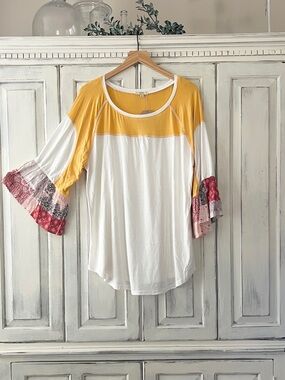 🟠NWT KORI 3/4 Ruffle Patchwork Sleeve Top in Mustard/White LARGE